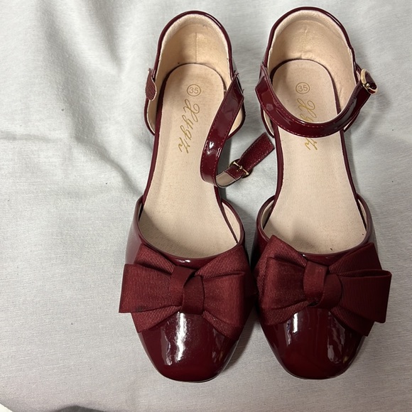 Girls burgundy patent shoes - Picture 4 of 5